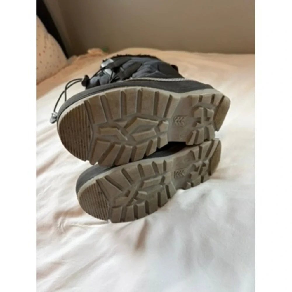 All in Motion Boys Snow Boots Navy Black Quilted Faux Fur Lined Size 1 077043296